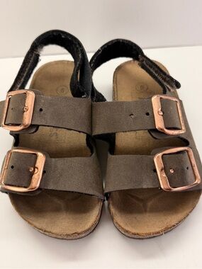 Kidgets Brown Sandals with Rose-Gold Buckles